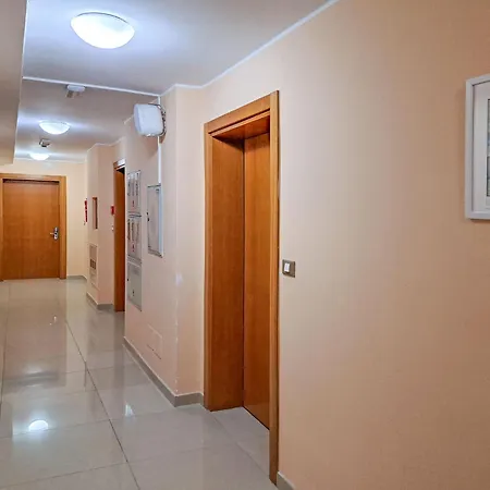 Appartamento Rotonda Inn-2 By Interhome 3*